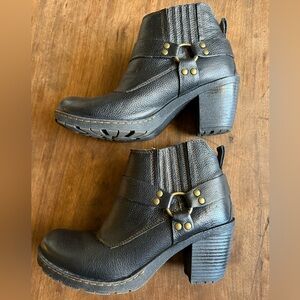 Bolo by Born Black Ankle Boots Women’s Sz 8.5 Pebbled Leather Booties